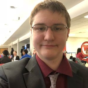 Meet your Posher, Lucas